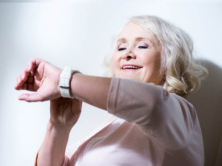 best smartwatch for seniors